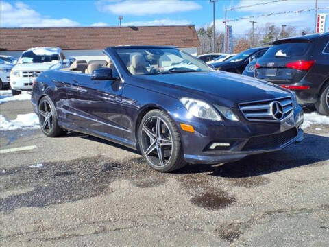 2011 Mercedes-Benz E-Class for sale at Sunrise Used Cars INC in Lindenhurst NY