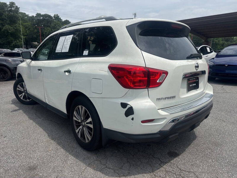 2018 Nissan Pathfinder S