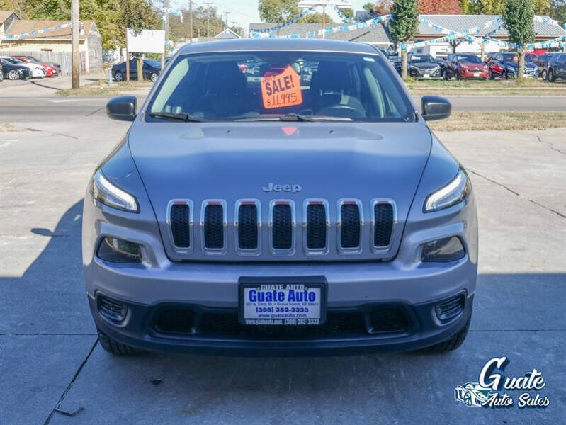 2017 Jeep Cherokee Sport