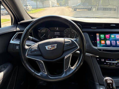 2022 Cadillac XT5 Luxury