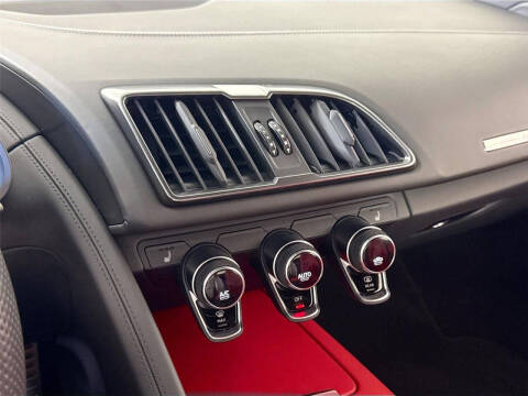 2023 Audi R8 5.2 V10 performance