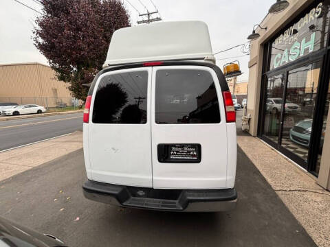 2008 GMC Savana 3500