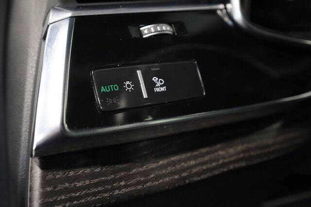 2021 Audi Q8 quattro Prestige 55 TFSI