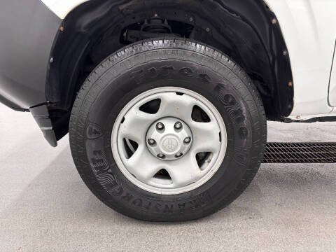 2018 Toyota Tacoma SR