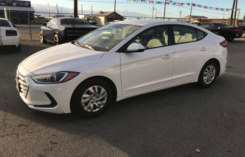 2017 Hyundai Elantra for sale at First Choice Auto Sales in Bakersfield CA