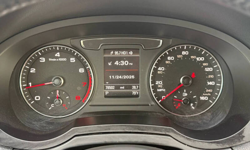 2017 Audi Q3 2.0T quattro Prestige