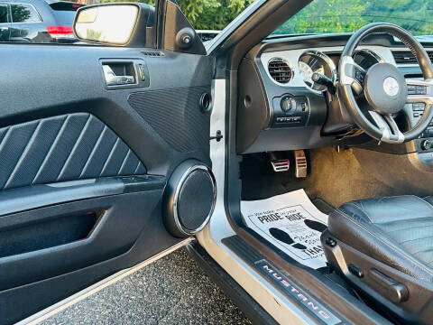 2012 Ford Mustang V6 Premium