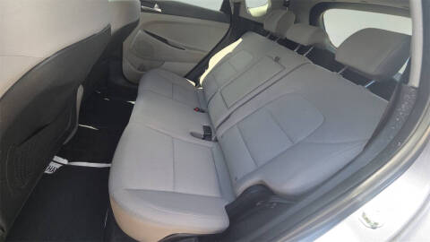 2021 Hyundai Tucson SE