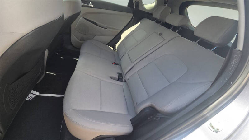 2021 Hyundai Tucson SE