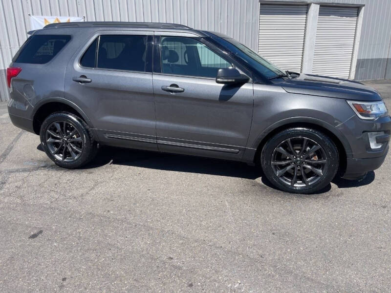 2017 Ford Explorer XLT