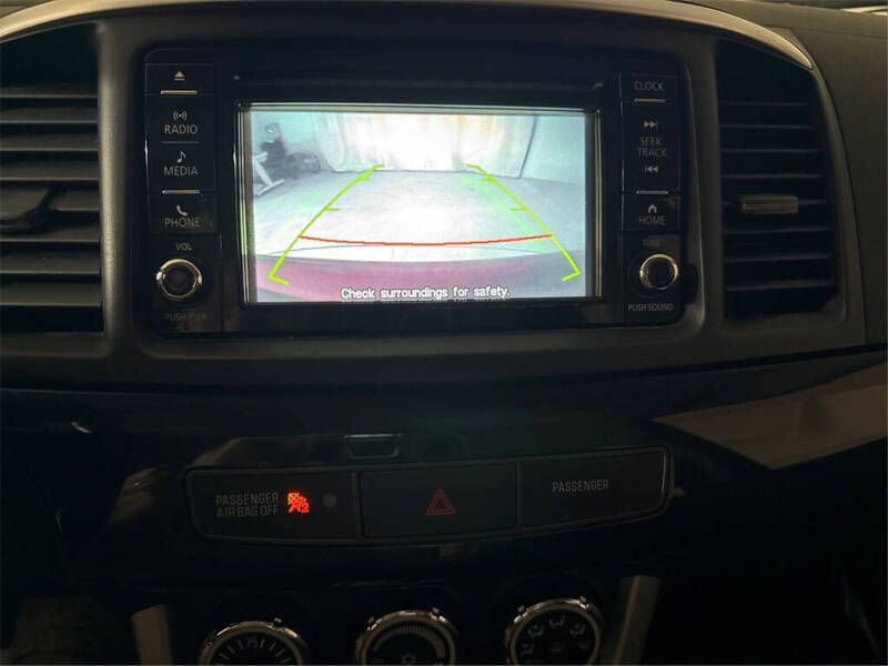 2017 Mitsubishi Lancer ES