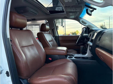 2016 Toyota Sequoia Platinum