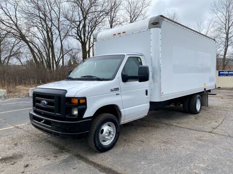 2013 Ford E-Series Chassis for sale at Siglers Auto Center in Skokie IL