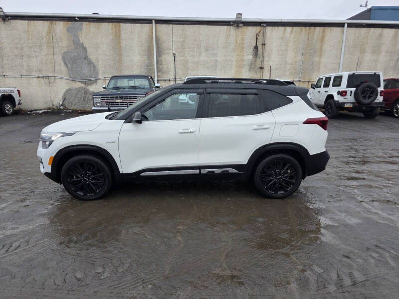 2022 Kia Seltos Nightfall