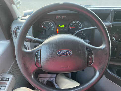 2013 Ford E-Series E-150