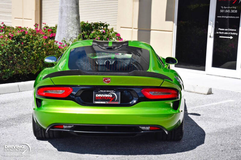2017 Dodge Viper GTC