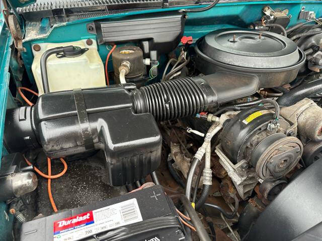 1994 Chevrolet C/K 1500 Series for sale at FUELIN  FINE AUTO SALES INC in Saylorsburg, PA