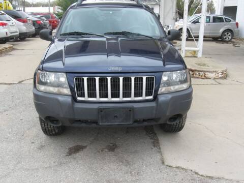 2004 Jeep Grand Cherokee for sale at C&C AUTO SALES INC in Charles City IA