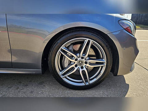 2018 Mercedes-Benz E-Class E 300