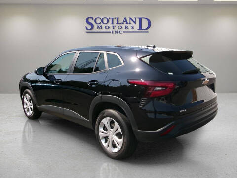 2025 Chevrolet Trax LS