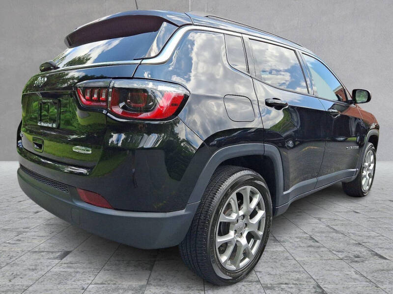 2023 Jeep Compass Latitude Lux