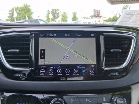 2018 Chrysler Pacifica Touring L Plus