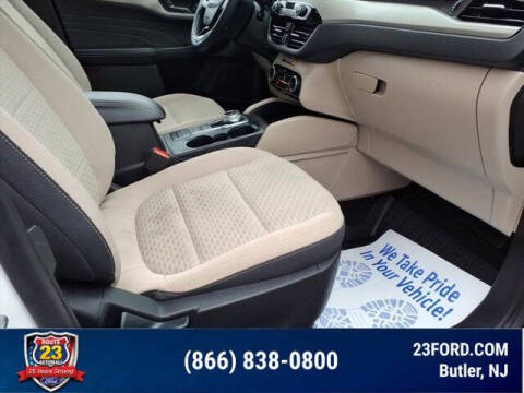 2022 Ford Escape SE