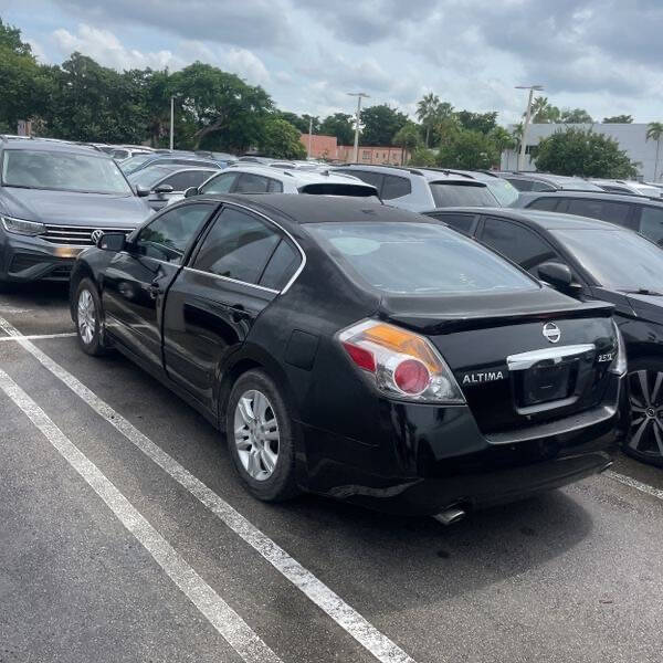 2010 Nissan Altima for sale at Green Light Auto in Bridgeton, NJ