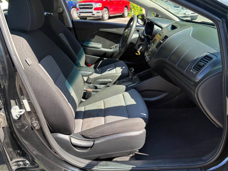 2016 Kia Forte5 LX