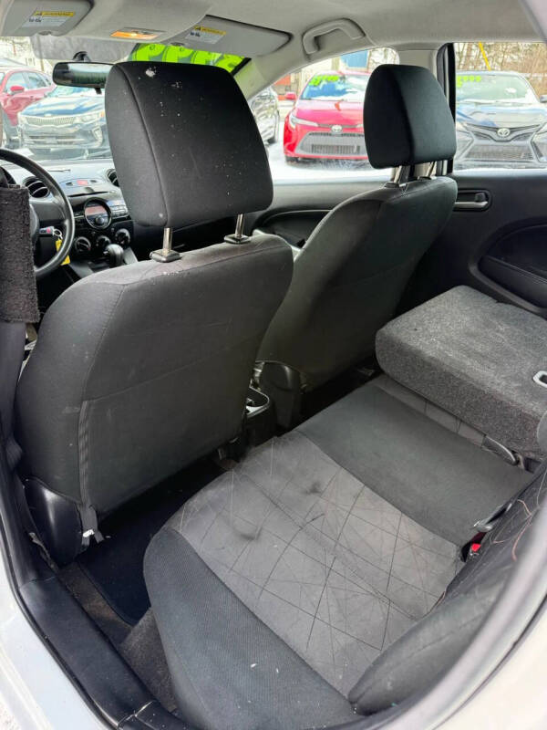 2014 Mazda MAZDA2 Sport