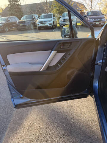 2015 Subaru Forester 2.5i