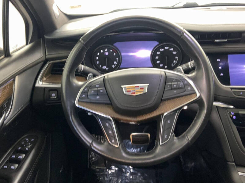 2020 Cadillac XT5 Sport