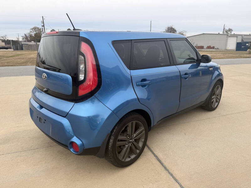 2015 Kia Soul +
