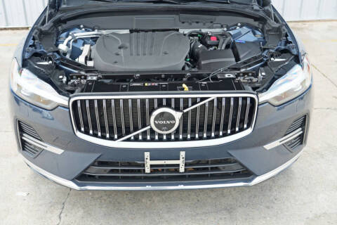 2023 Volvo XC60 B5 Ultimate Bright Theme