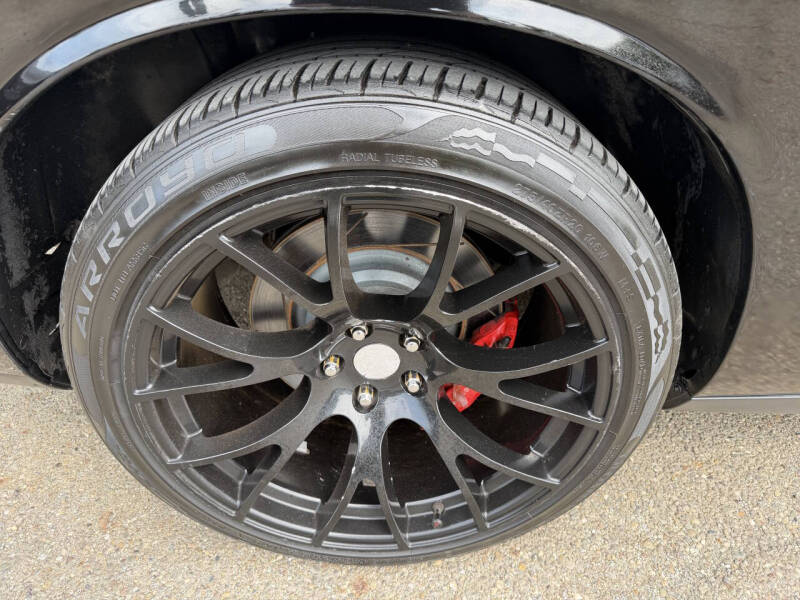 2011 Dodge Challenger SRT8 392