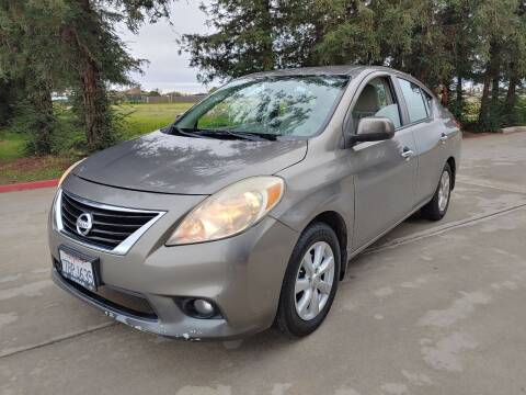 2013 Nissan Versa for sale at Gold Rush Auto Wholesale in Sanger CA