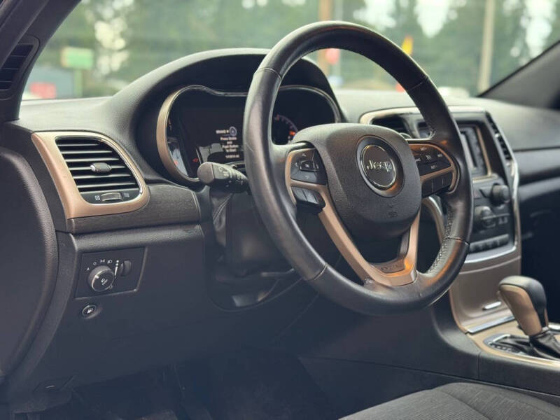 2016 Jeep Grand Cherokee Laredo