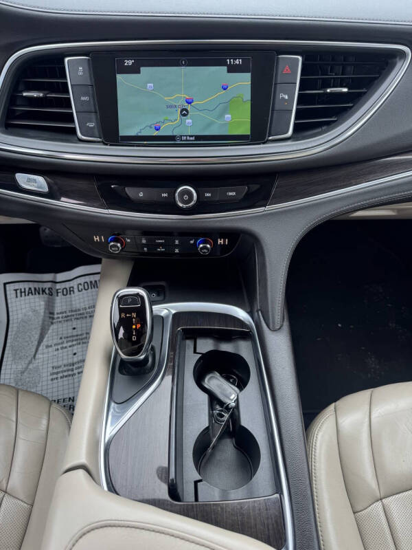 2018 Buick Enclave Essence