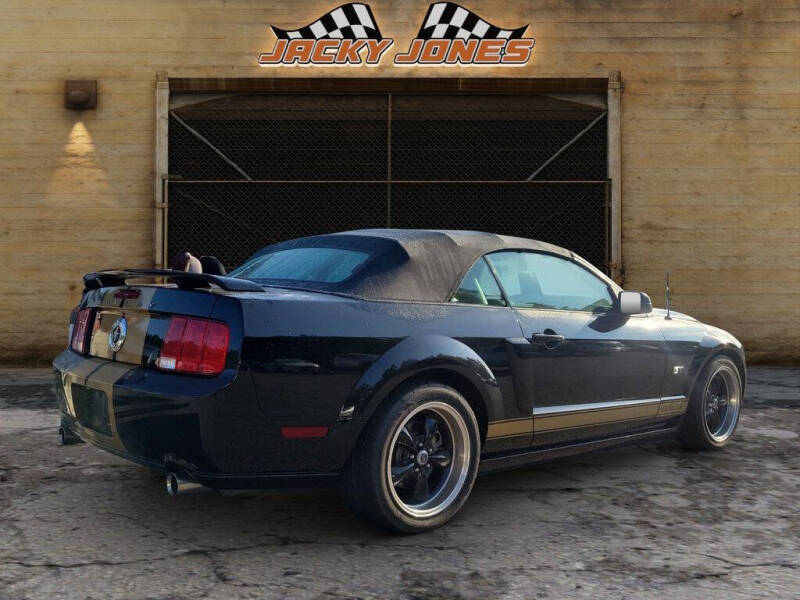 2006 Ford Mustang
