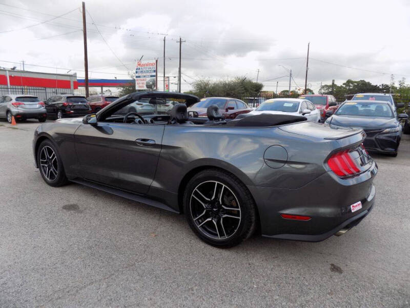 2018 Ford Mustang EcoBoost