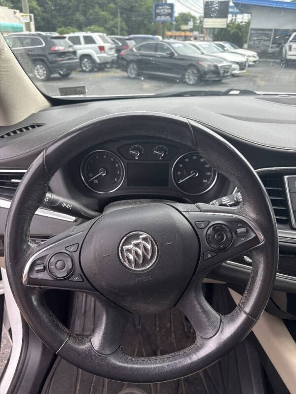 2018 Buick Enclave Essence