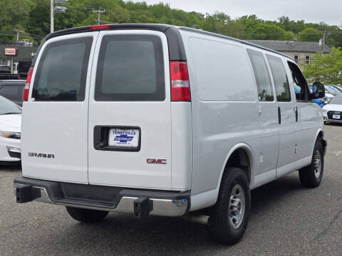 2023 GMC Savana 2500
