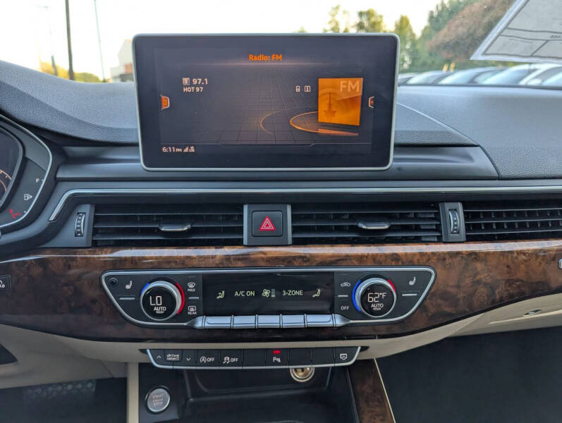 2017 Audi A4 2.0T quattro Premium Plus