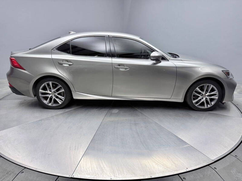 2019 Lexus IS 300