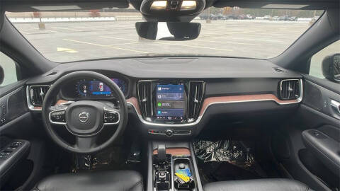 2023 Volvo S60 B5 Plus Black Edition