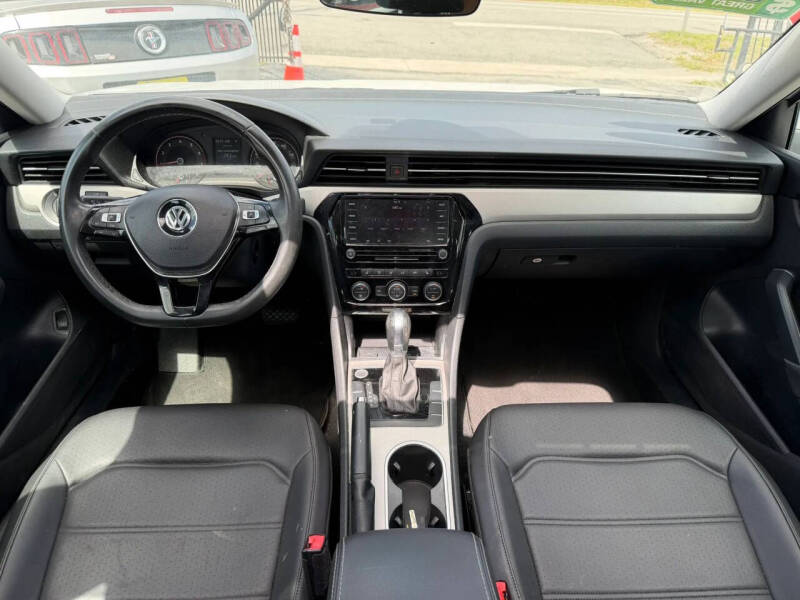 2021 Volkswagen Passat SE