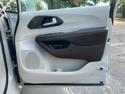 2021 Chrysler Pacifica Touring L