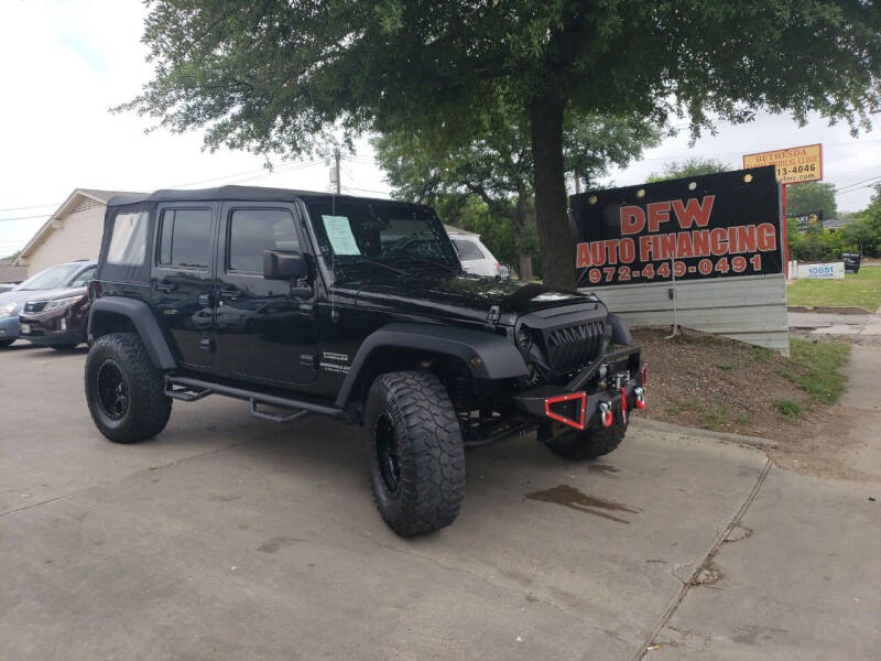 2016 Jeep Wrangler Unlimited for sale at DFW AUTO FINANCING LLC in Dallas TX