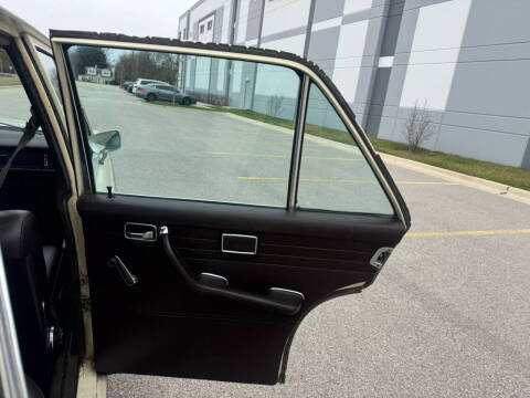 1968 Mercedes-Benz 240-Class