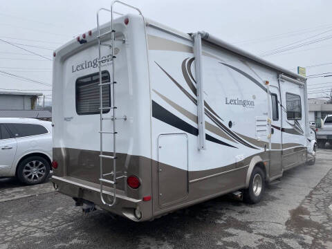 2014 Ford E-Series E-450 SD